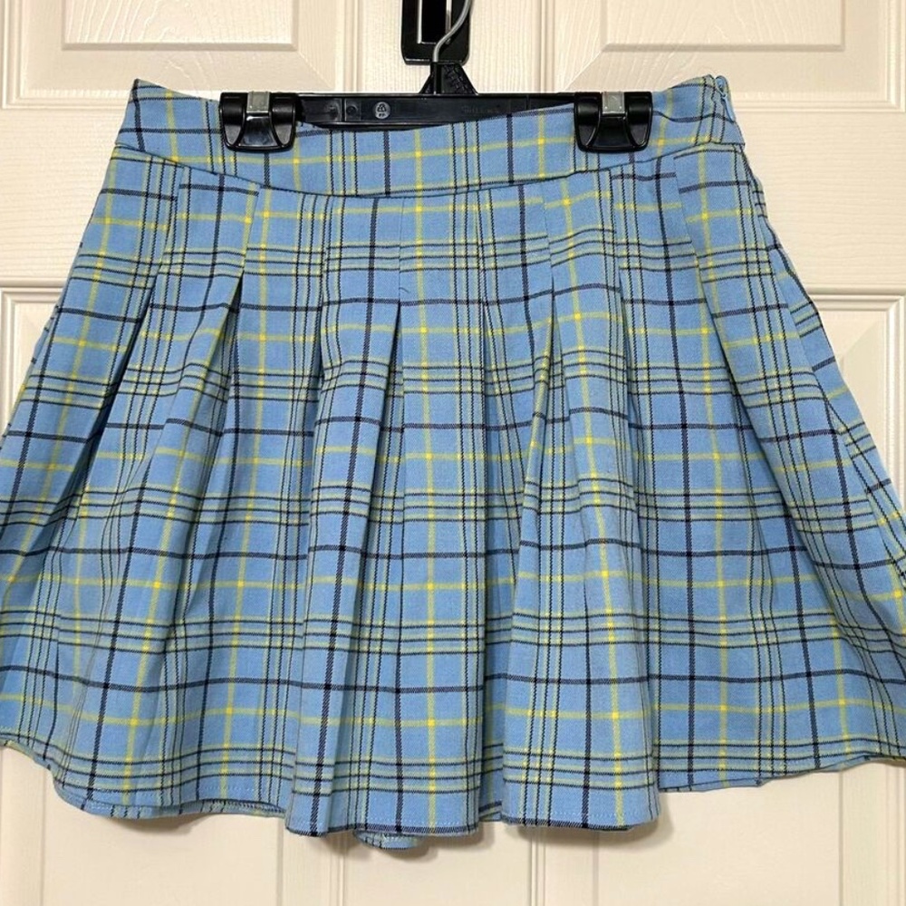 Stradivarius Mini Tennis Skirt in Blue Plaid